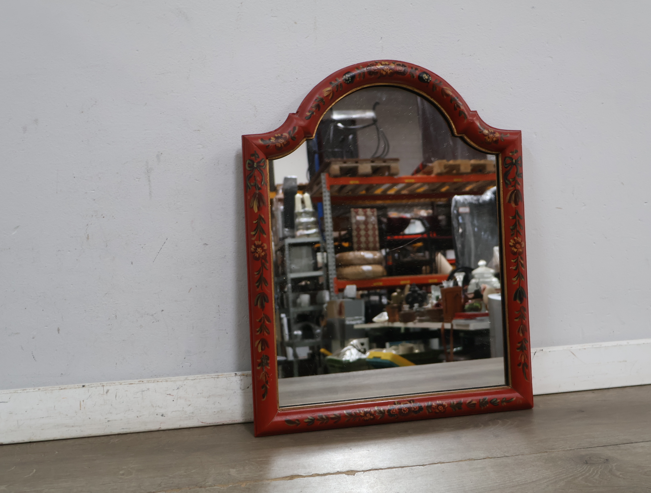Houten voorwerpen in de Hindelooper-stijl – foto 8 – kavel bij GSD Auctions, Zoeterwoude