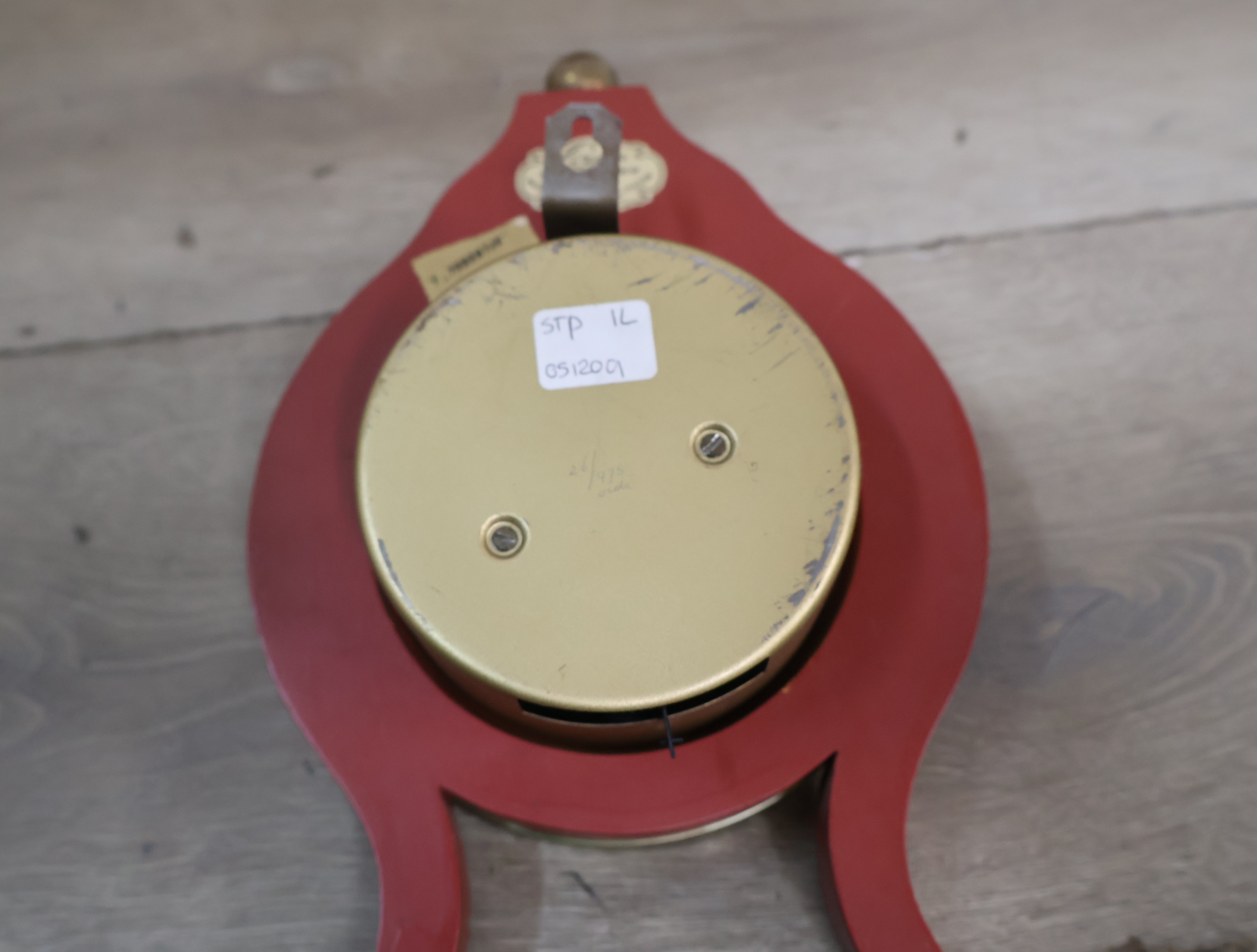 Houten voorwerpen in de Hindelooper-stijl – foto 18 – kavel bij GSD Auctions, Zoeterwoude