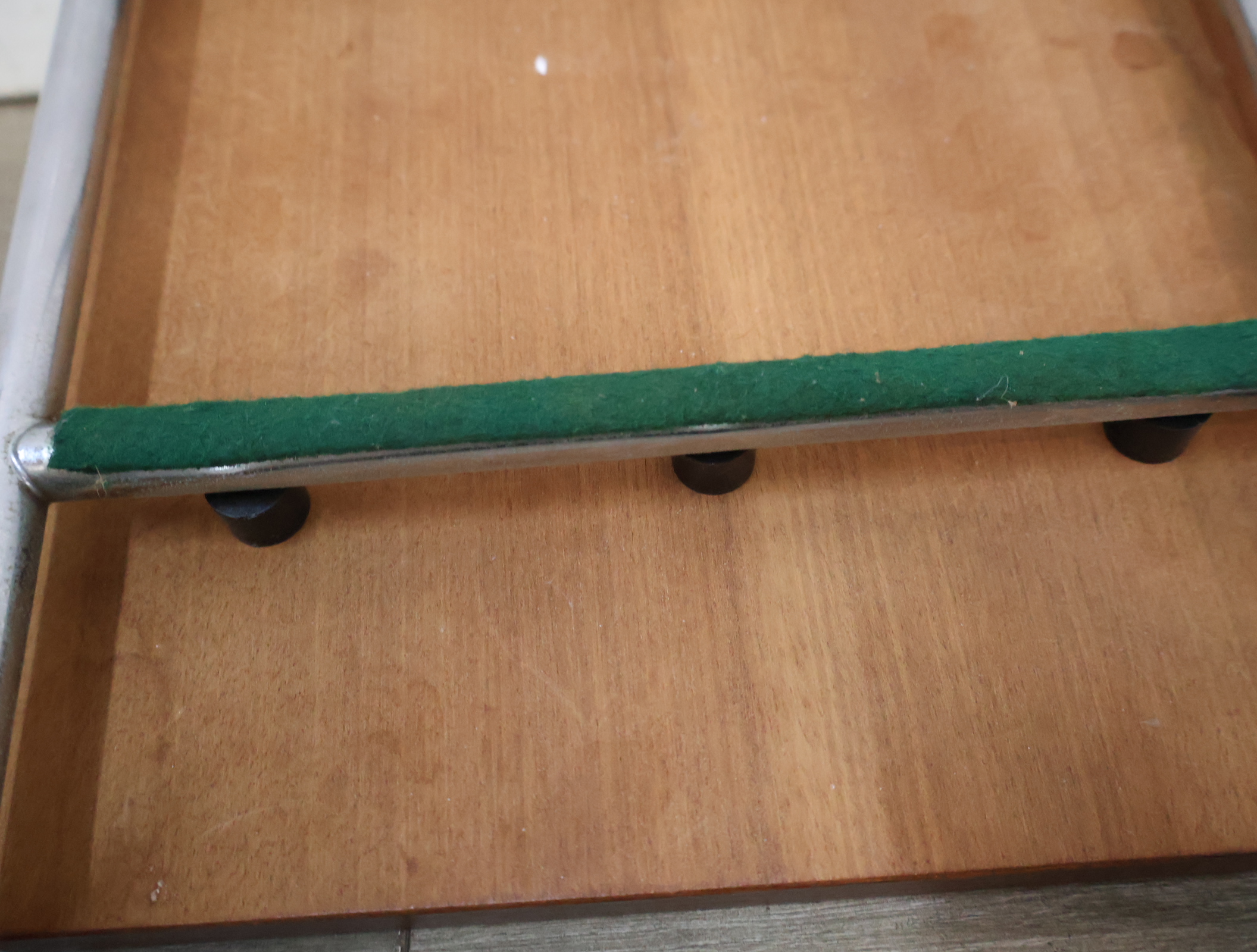 Set van 3 houten nesttafels - Vintage Jaren '60 – foto 12 – kavel bij GSD Auctions, Zoeterwoude