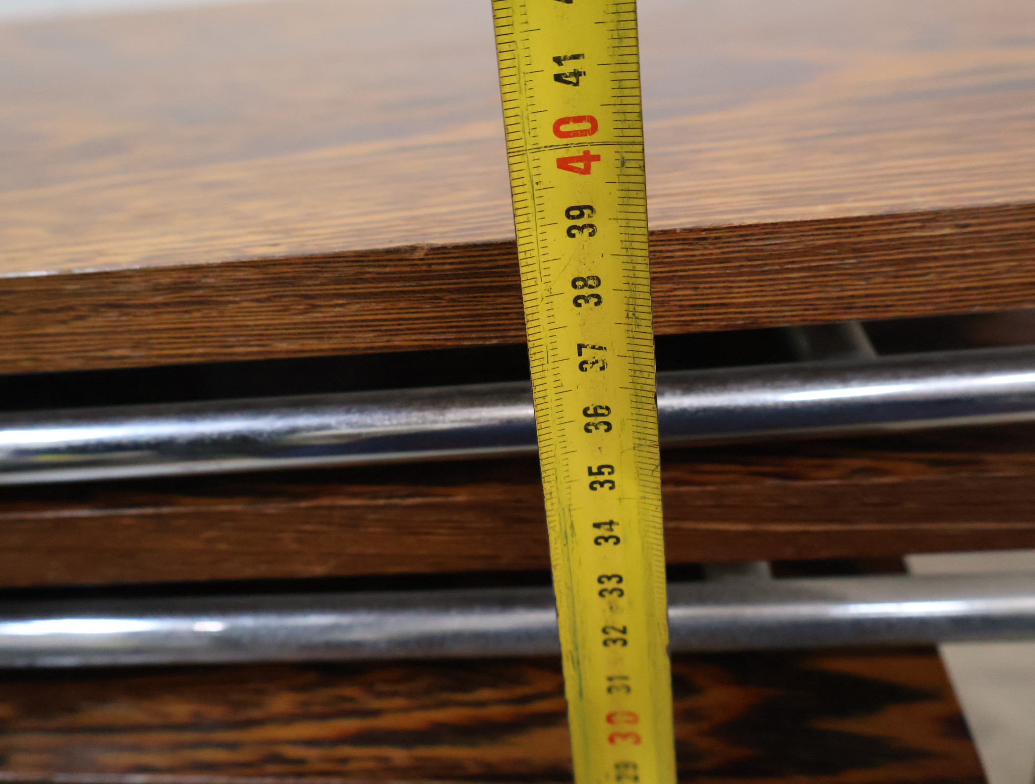 Set van 3 houten nesttafels - Vintage Jaren '60 – foto 17 – kavel bij GSD Auctions, Zoeterwoude