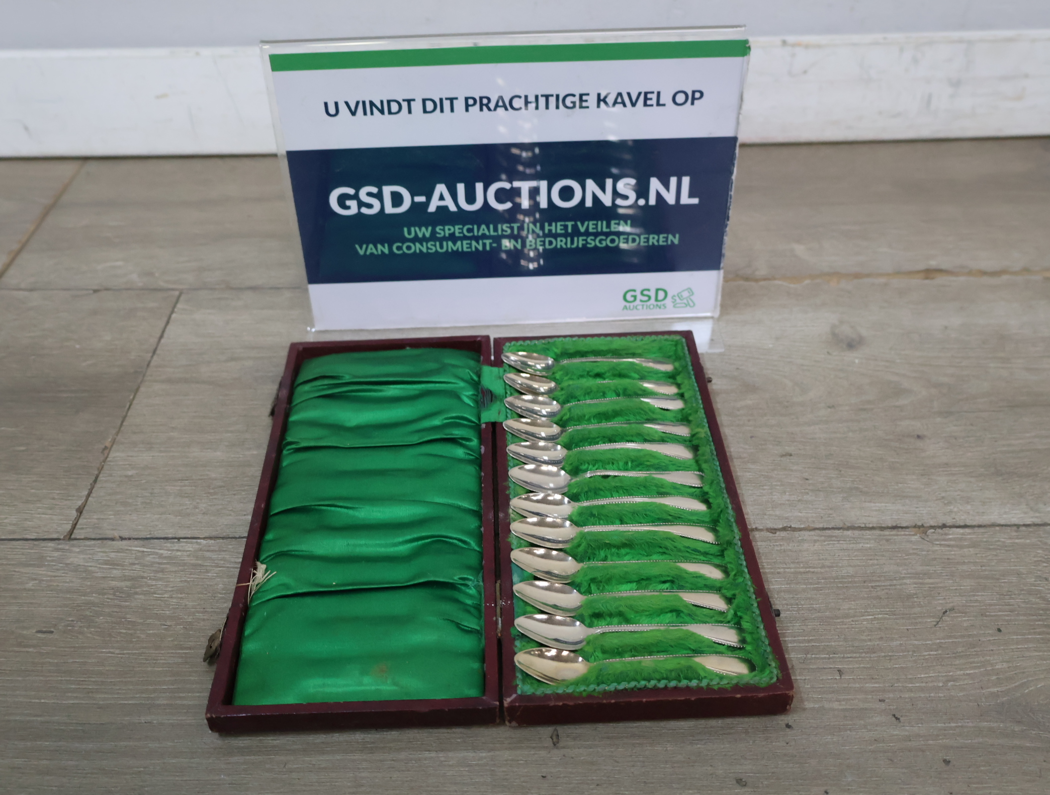Set van 12 Verzilverde vintage lepels – foto 2 – kavel bij GSD Auctions, Zoeterwoude