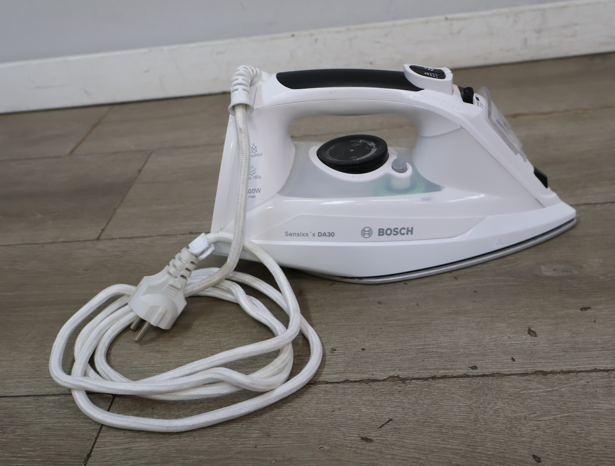 Bosch Stoomstrijkijzer – foto 7 – kavel bij GSD Auctions, Zoeterwoude