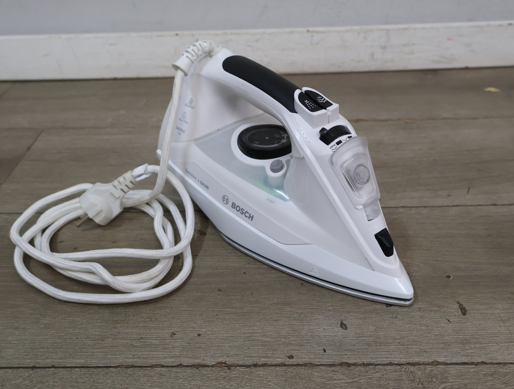 Bosch Stoomstrijkijzer – foto 10 – kavel bij GSD Auctions, Zoeterwoude