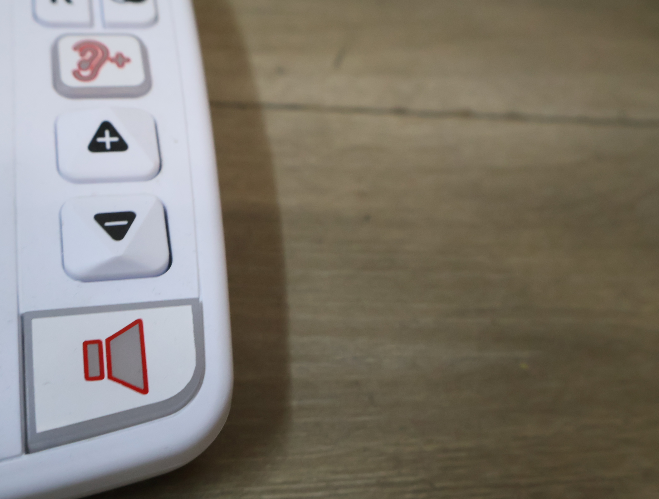 Swissvoice telefoon - Senioren Telefoon – foto 8 – kavel bij GSD Auctions, Zoeterwoude