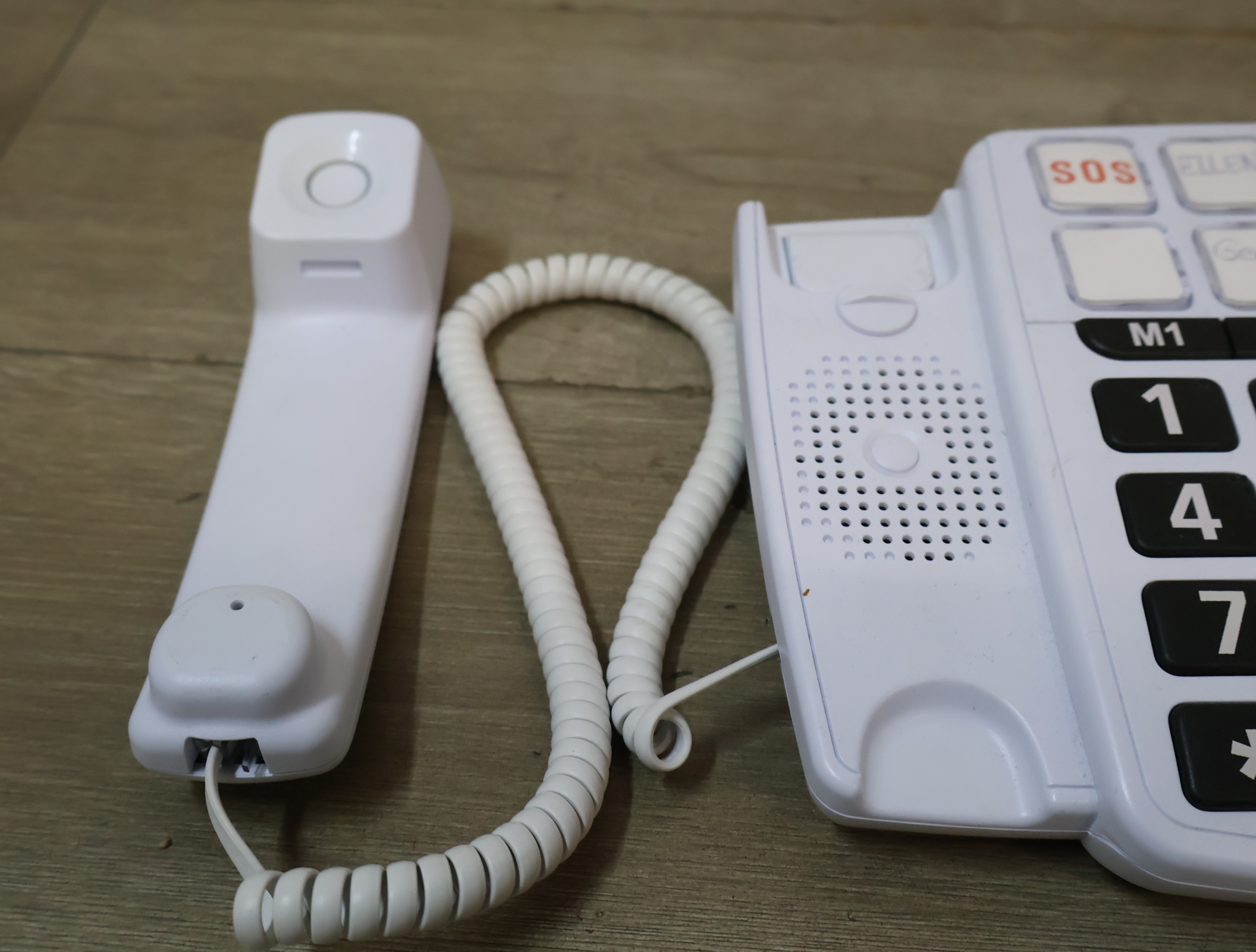 Swissvoice telefoon - Senioren Telefoon – foto 9 – kavel bij GSD Auctions, Zoeterwoude
