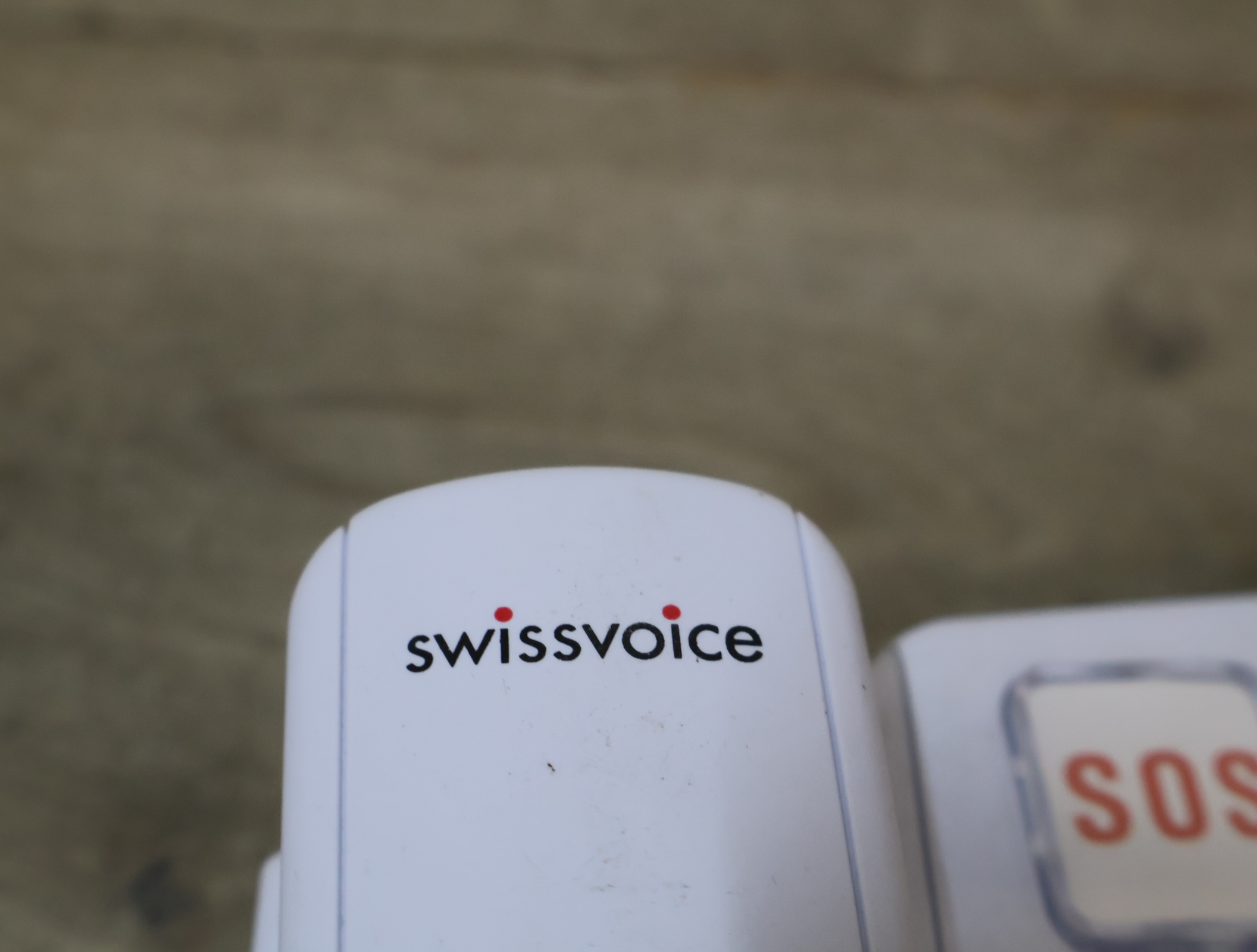 Swissvoice telefoon - Senioren Telefoon – foto 10 – kavel bij GSD Auctions, Zoeterwoude