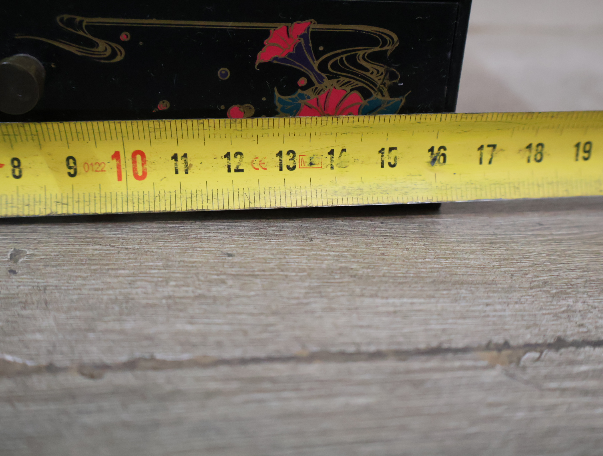 Decoratief houten sieradenkastje met lades – foto 15 – kavel bij GSD Auctions, Zoeterwoude