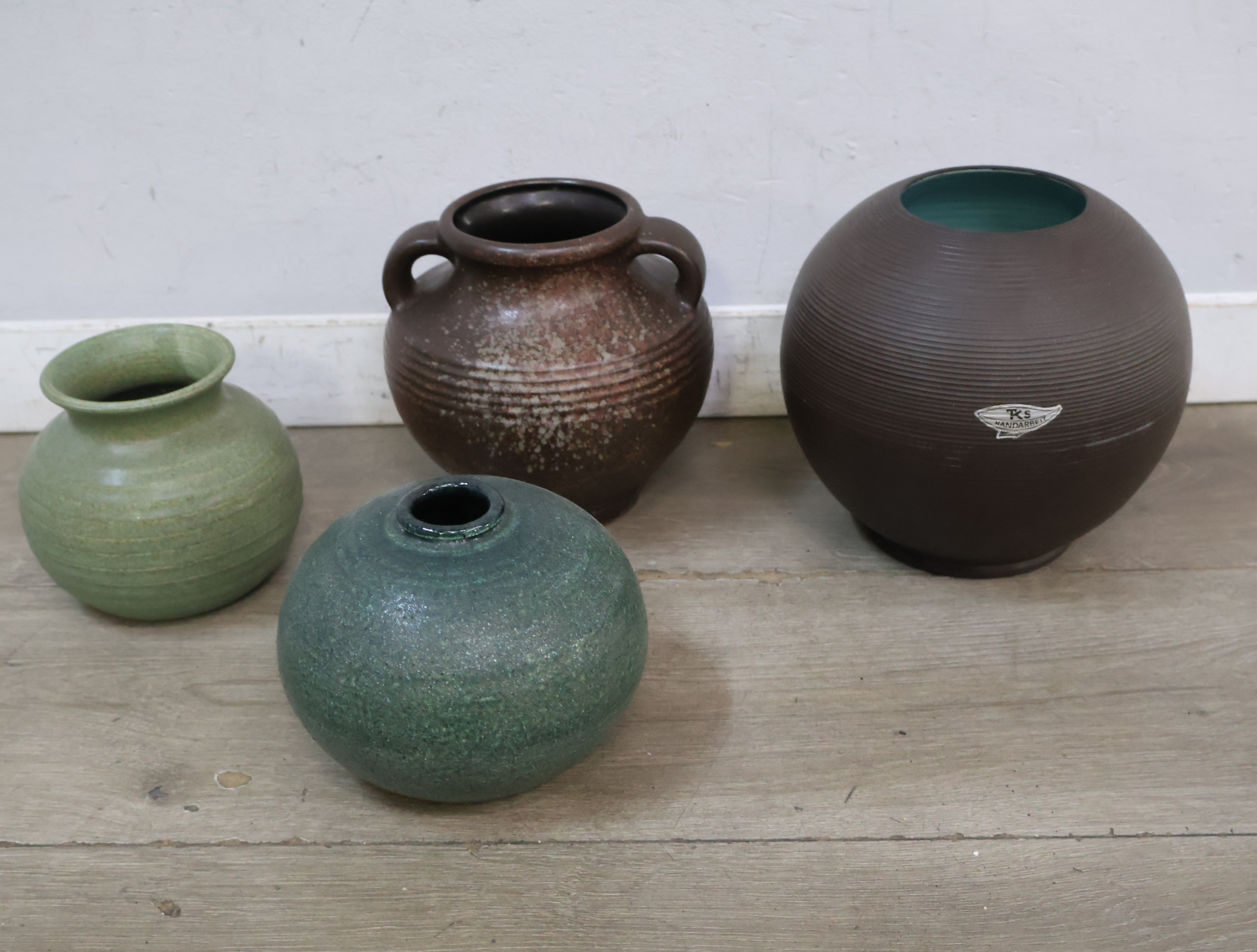 Set van 4 decoratieve vazen – foto 4 – kavel bij GSD Auctions, Zoeterwoude
