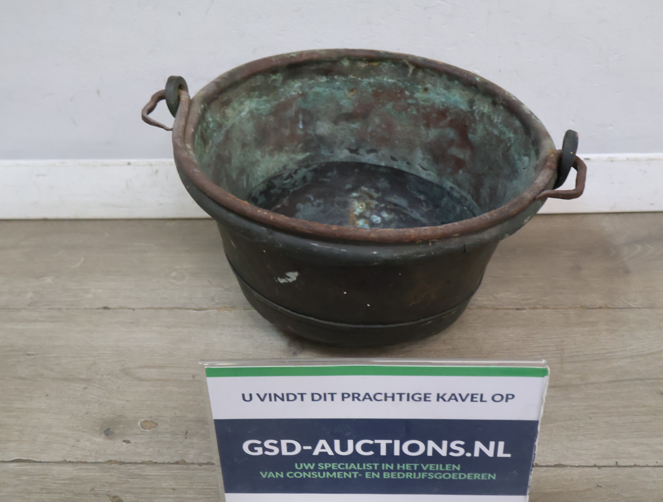 Antieke koperen ketel met handvat – foto 2 – kavel bij GSD Auctions, Zoeterwoude