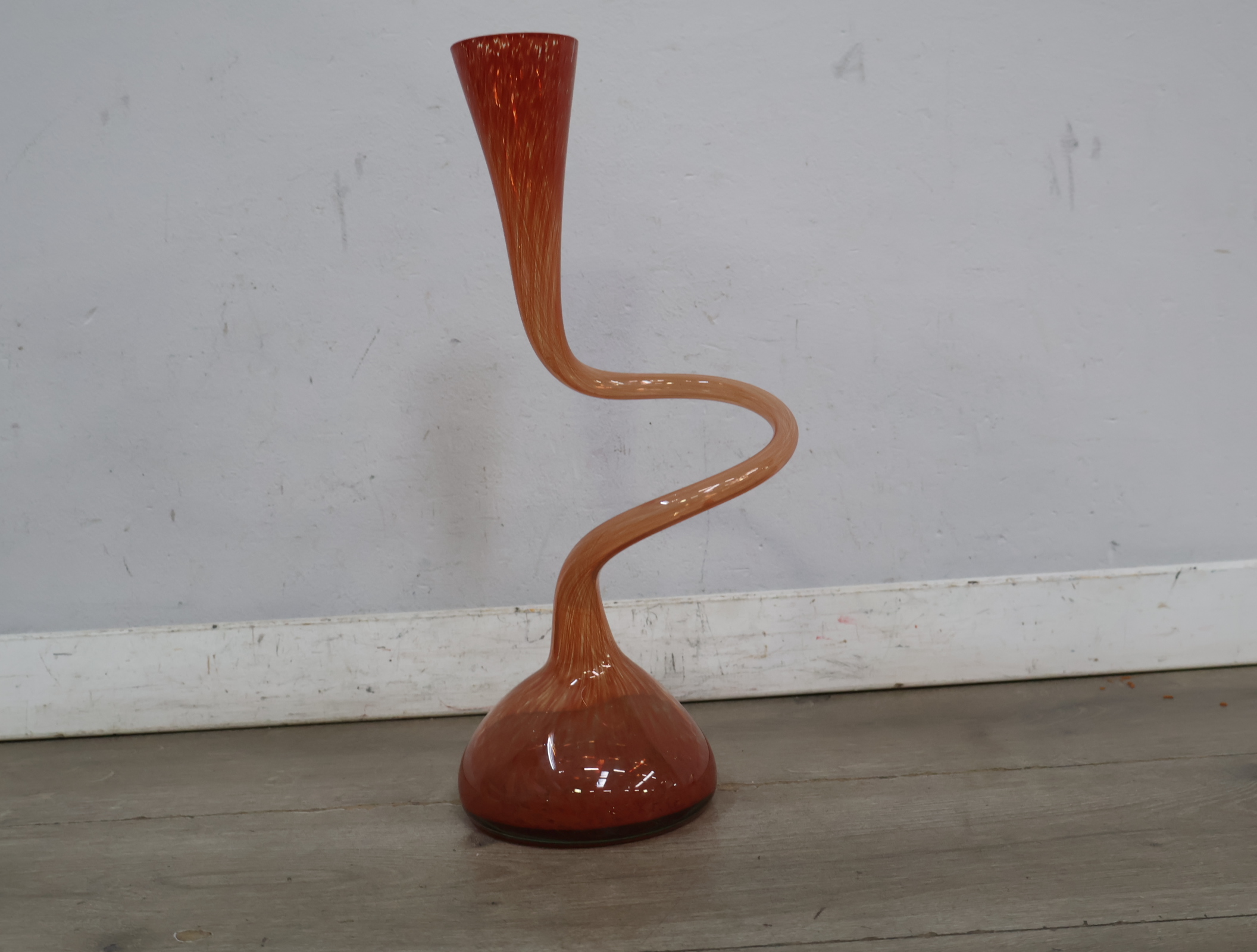 Design glazen vaas – foto 4 – kavel bij GSD Auctions, Zoeterwoude