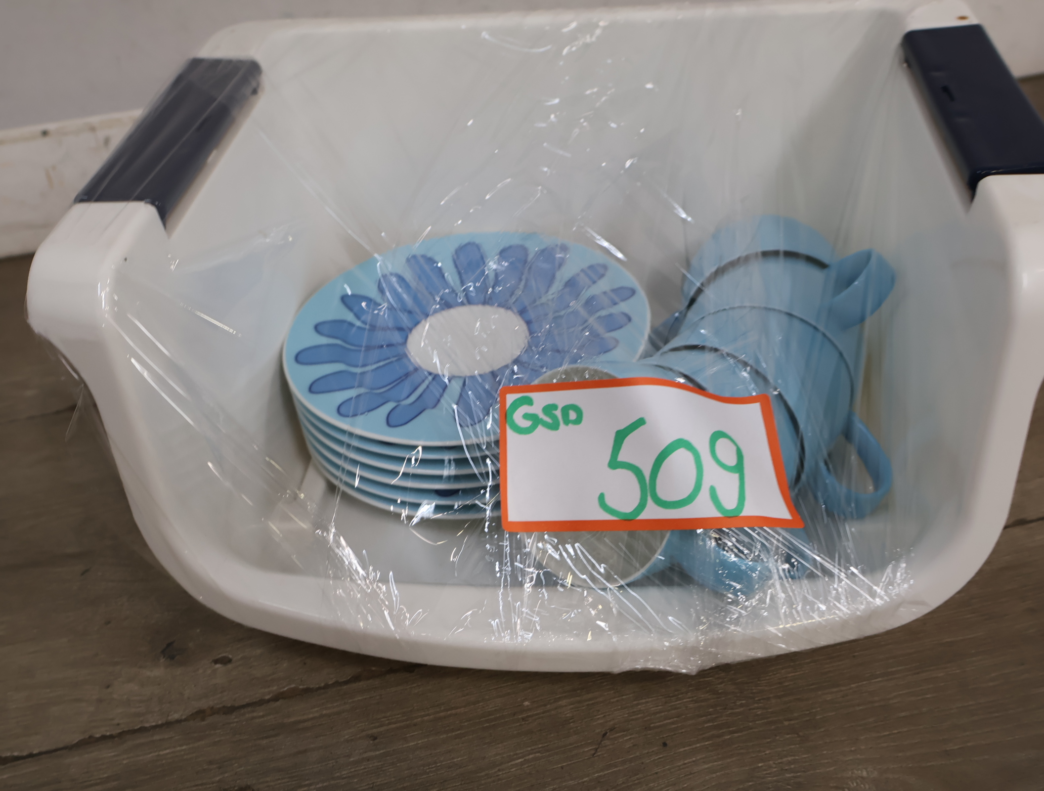 Set van 6 blauw-witte kop en schotels met bloemmotief – foto 18 – kavel bij GSD Auctions, Zoeterwoude
