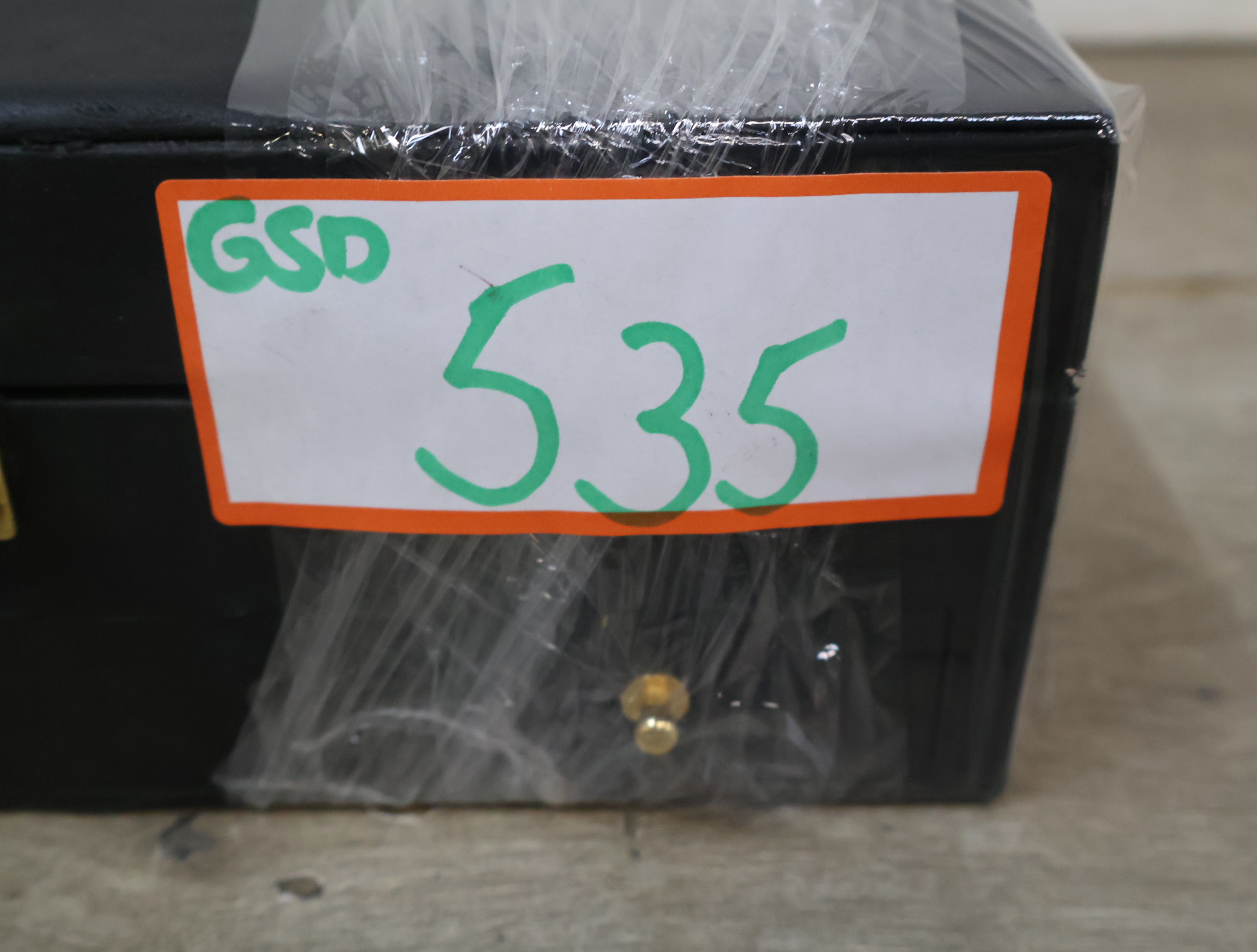Sieradendoos met meerdere compartimenten en lade – foto 20 – kavel bij GSD Auctions, Zoeterwoude