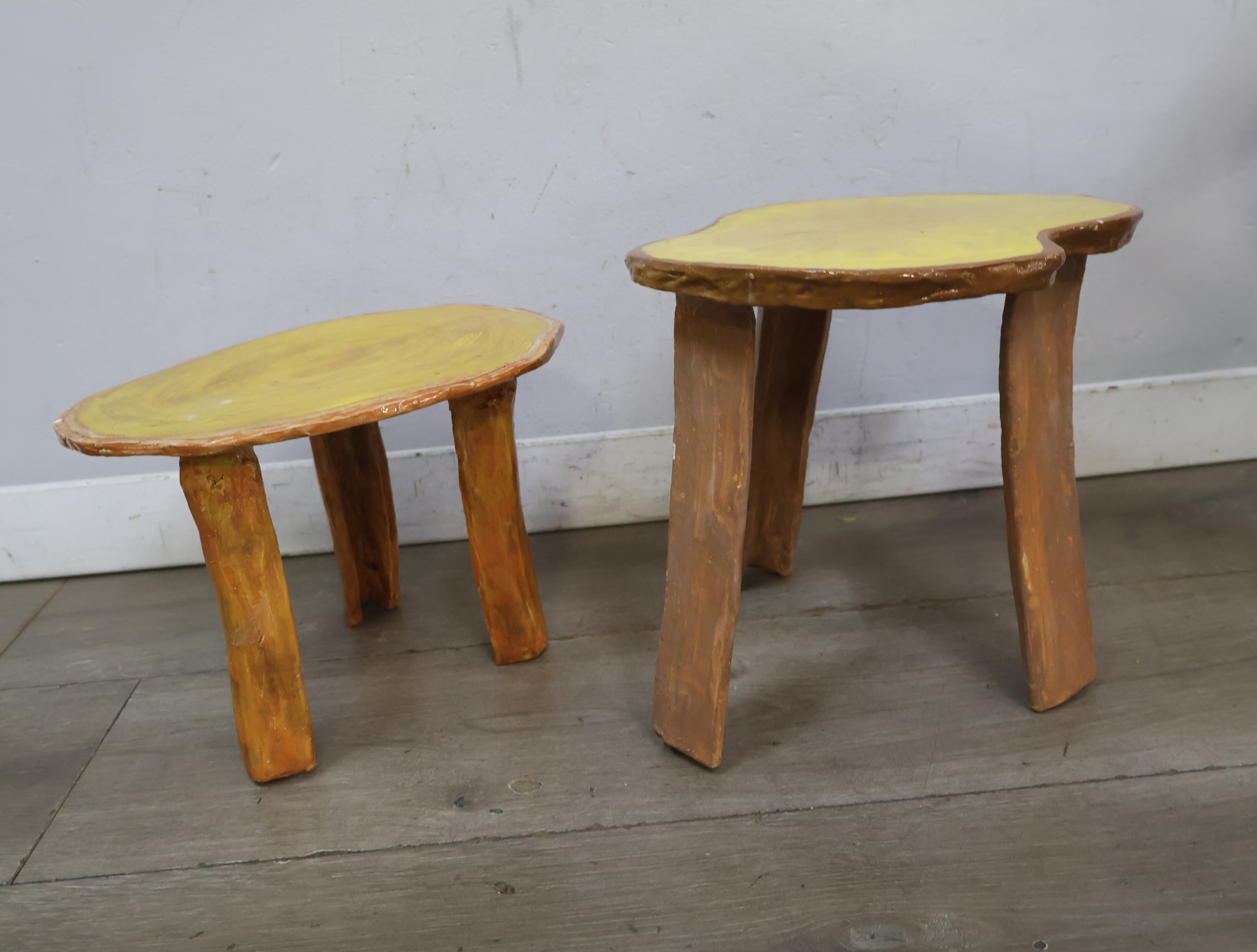 Set decoratieve bijzettafels – foto 3 – kavel bij GSD Auctions, Zoeterwoude