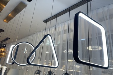 Afbeelding van Led-lampen desing plafondlamp zwart hoekvormen (nieuw in doos)