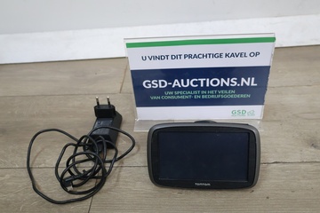Afbeelding van TomTom GPS navigatiesysteem met oplader