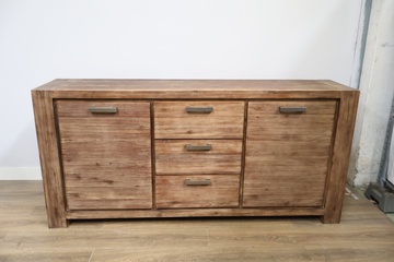 Afbeelding van Landelijke dressoir met laden en deuren - 197 cm