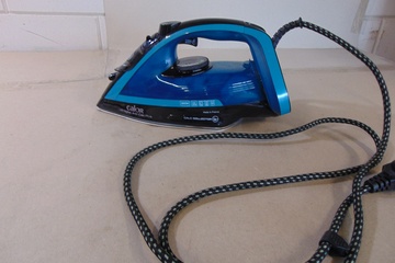 Afbeelding van Calor Ultragliss Anti-Calc Plus FV6832C0 Stoomstrijkijzer