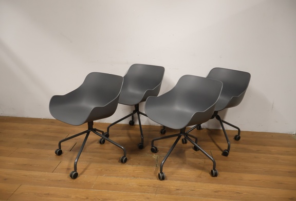 Afbeelding van 4 Designer stoelen - MDD Baltic Chairs by Krystian Kowaski