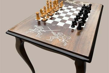 Afbeelding van Schaakspel  op tafel (nummer 7)