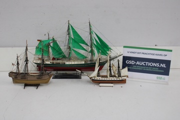 Afbeelding van Set van 3 decoratieve scheepsmodellen