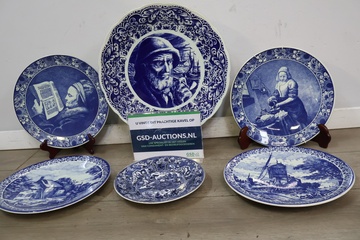 Afbeelding van Blauw-wit aardewerk bordenset