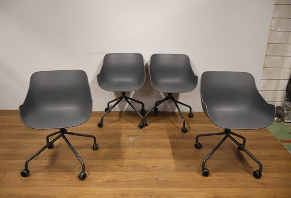 Afbeelding van 4 Designer stoelen - MDD Baltic Chairs by Krystian Kowaski