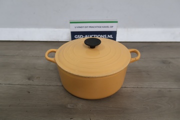 Afbeelding van Le Creuset gietijzeren braadpan geel