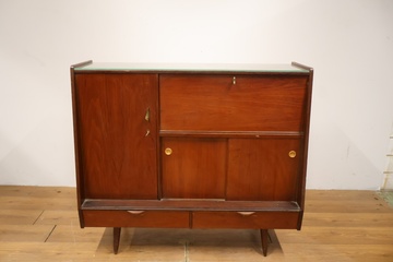 Afbeelding van Vintage houten Dressoir, High Board - Jaren '60