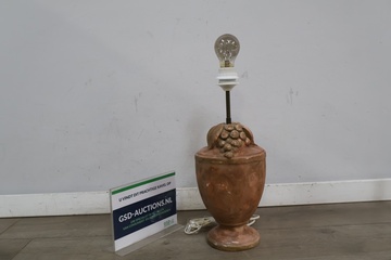 Afbeelding van Terracotta tafellamp met druiven en gloeilamp