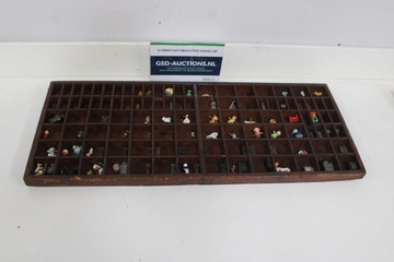 Afbeelding van Houten letterkast met kleine vakjes