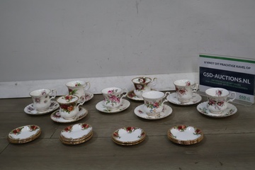 Afbeelding van Royal Albert Kop en Schotels
