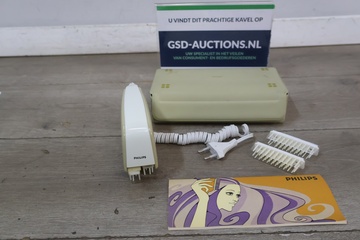 Afbeelding van Philips elektrische haarverzorger met accessoires'