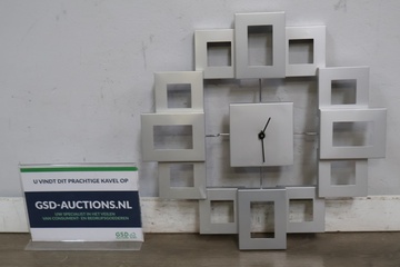 Afbeelding van Wandklok met vierkante open frames