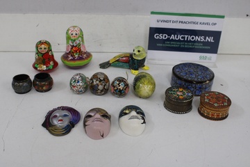 Afbeelding van Assortiment kleine decoratieve doosjes