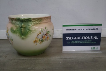Afbeelding van Decoratieve bloempot met bloemmotief
