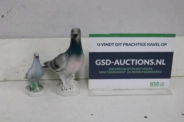 Afbeelding van Set porseleinen duiffiguren