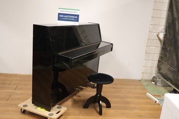 Afbeelding van Kawai Piano met Kruk - Japan