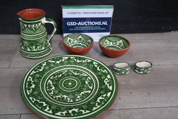 Afbeelding van Groen aardewerk servies - Portugal