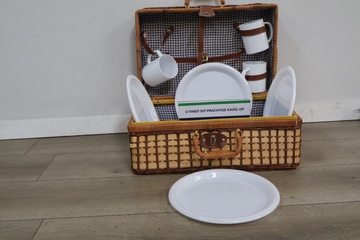 Afbeelding van Picknickmand met servies