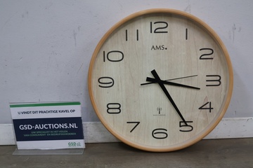 Afbeelding van AMS wandklok met hout decor