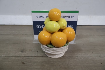 Afbeelding van Keramische fruitschaal met citrus fruit