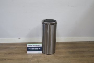 Afbeelding van Brabantia RVS prullenbak met push-deksel