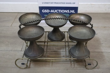 Afbeelding van Vintage houder met tinnen bekers