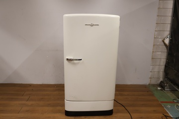 Afbeelding van Klassieke Vintage General Electric koelkast