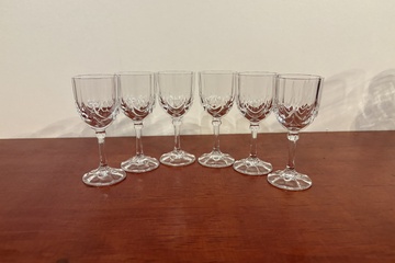 Afbeelding van Set van 6 vintage wodka  – Luminarc