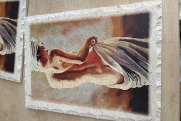 Afbeelding van Muur decoratie op een steen afgedrukte plaatje van vrouw