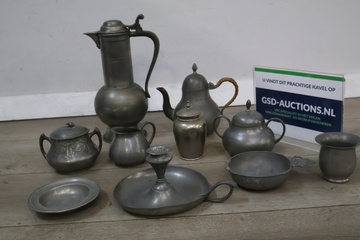 Afbeelding van Set tinnen koffie en theeservies