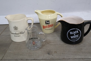 Afbeelding van Set van 4 whisky kannen