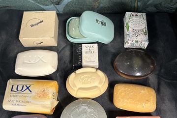 Afbeelding van vintage kast zepen