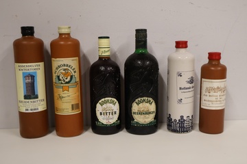 Afbeelding van Set van zes flesjes kruidenbitter en likeur